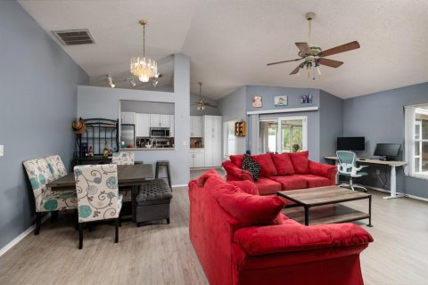 House in Palmetto, Florida 3 bedrooms, 116.69 sq.m. № 1636689 - photo 9