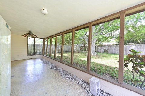 Propiedad comercial en venta en Bradenton, Florida, 3 dormitorios, 175.49 m2 № 2091563 - foto 15