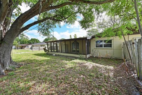 Propiedad comercial en venta en Bradenton, Florida, 3 dormitorios, 175.49 m2 № 2091563 - foto 25