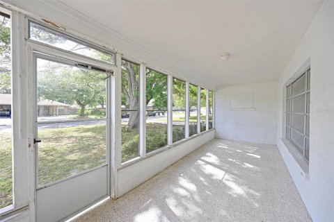 Propiedad comercial en venta en Bradenton, Florida, 3 dormitorios, 175.49 m2 № 2091563 - foto 3