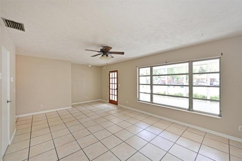 Propiedad comercial en venta en Bradenton, Florida, 3 dormitorios, 175.49 m2 № 2091563 - foto 7