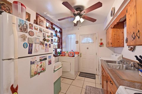 Propiedad comercial en venta en Bradenton, Florida, 3 dormitorios, 175.49 m2 № 2091563 - foto 18