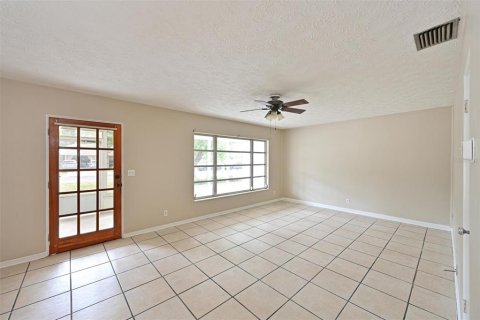 Propiedad comercial en venta en Bradenton, Florida, 3 dormitorios, 175.49 m2 № 2091563 - foto 6