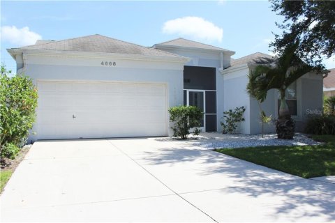 Casa en Bradenton, Florida 3 dormitorios, 184.69 m2 № 2298780
