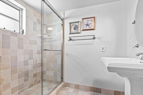 Condo in Boca Raton, Florida, 2 bedrooms № 2251524 - photo 21