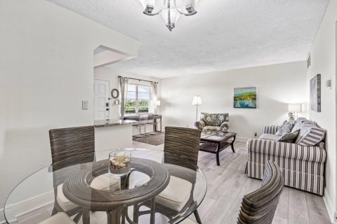 Condo in Boca Raton, Florida, 2 bedrooms № 2251524 - photo 12