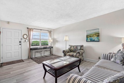 Condo in Boca Raton, Florida, 2 bedrooms № 2251524 - photo 7