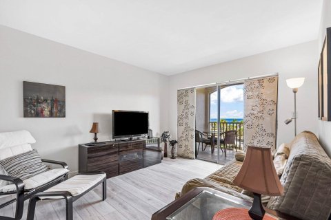 Condo in Boca Raton, Florida, 2 bedrooms № 2251524 - photo 16