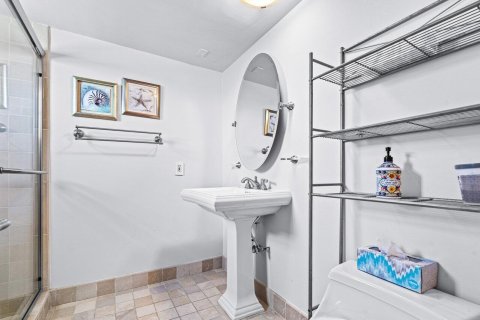 Condo in Boca Raton, Florida, 2 bedrooms № 2251524 - photo 20