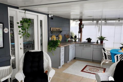House in Lake Wales, Florida 3 bedrooms, 108.51 sq.m. № 1850210 - photo 12