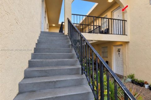 Apartamento en alquiler en Fort Lauderdale, Florida, 2 dormitorios, 504.46 m2 № 2431407 - foto 16