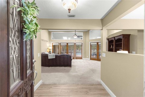 Casa en venta en Ocala, Florida, 3 dormitorios, 254.46 m2 № 2342571 - foto 3