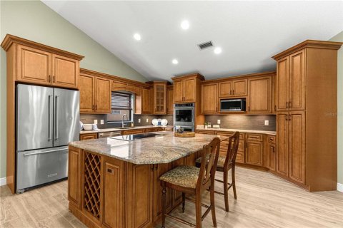 Casa en venta en Ocala, Florida, 3 dormitorios, 254.46 m2 № 2342571 - foto 5