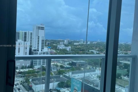 Снять в аренду кондоминиум в Майами, Флорида 1 спальня, 73.3м2, № 1983725 - фото 30