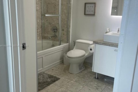 Снять в аренду кондоминиум в Майами, Флорида 1 спальня, 73.3м2, № 1983725 - фото 15