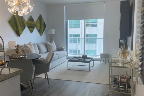 Снять в аренду кондоминиум в Майами, Флорида 1 спальня, 73.3м2, № 1983725 - фото 26