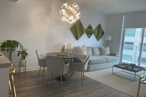 Снять в аренду кондоминиум в Майами, Флорида 1 спальня, 73.3м2, № 1983725 - фото 27