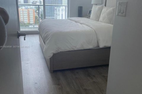 Снять в аренду кондоминиум в Майами, Флорида 1 спальня, 73.3м2, № 1983725 - фото 5