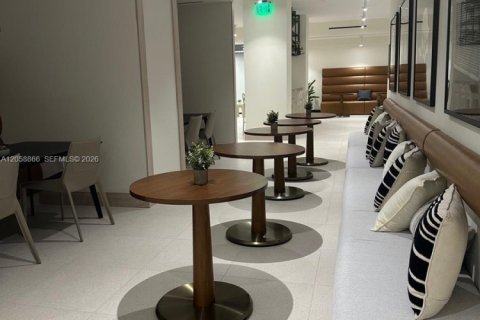 Copropriété à louer à Miami, Floride: 1 chambre, 48.87 m2 № 2168782 - photo 16