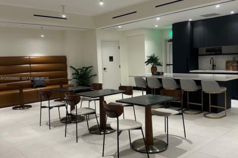 Copropriété à louer à Miami, Floride: 1 chambre, 48.87 m2 № 2168782 - photo 19