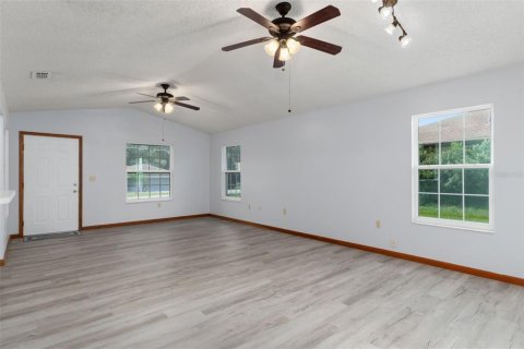 Villa ou maison à vendre à Dunnellon, Floride: 3 chambres, 140.84 m2 № 1910732 - photo 6