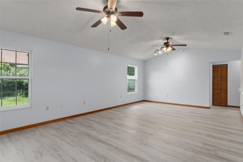 Villa ou maison à vendre à Dunnellon, Floride: 3 chambres, 140.84 m2 № 1910732 - photo 17