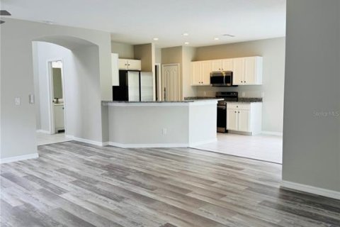 House in Plant City, Florida 3 bedrooms, 158.31 sq.m. № 2233683 - photo 6