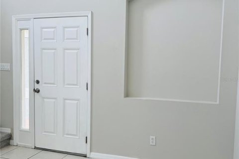 House in Plant City, Florida 3 bedrooms, 158.31 sq.m. № 2233683 - photo 2