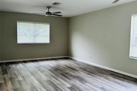 House in Plant City, Florida 3 bedrooms, 158.31 sq.m. № 2233683 - photo 5