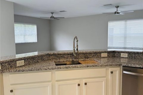House in Plant City, Florida 3 bedrooms, 158.31 sq.m. № 2233683 - photo 17