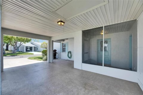 Condominio en venta en Sun City Center, Florida, 2 dormitorios, 93.65 m2 № 1644408 - foto 6