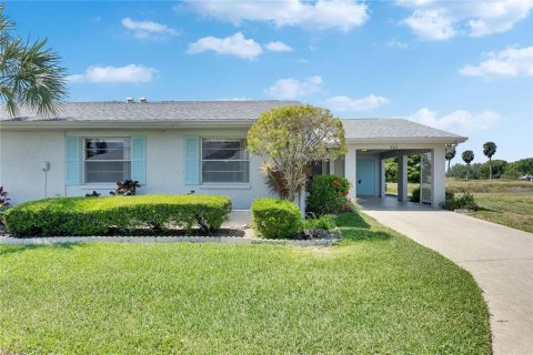 Condominio en venta en Sun City Center, Florida, 2 dormitorios, 93.65 m2 № 1644408 - foto 3