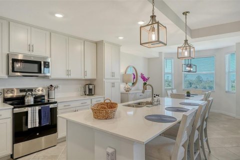 Снять в аренду кондоминиум в Венеция, Флорида 5 комнат, 109.53м2, № 1508387 - фото 9