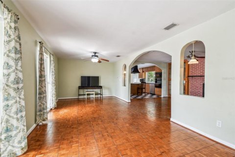 Villa ou maison à vendre à Seminole, Floride: 5 chambres, 319.21 m2 № 1846666 - photo 8