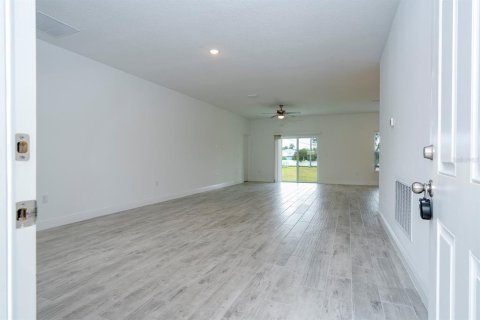 Villa ou maison à vendre à Ocala, Floride: 4 chambres, 185.8 m2 № 1866061 - photo 5