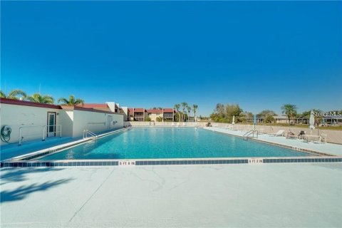 Condo in Rotonda, Florida, 1 bedroom  № 1561675 - photo 29