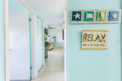 Condo in Rotonda, Florida, 1 bedroom  № 1561675 - photo 23