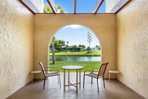 Condo in Rotonda, Florida, 1 bedroom  № 1561675 - photo 27