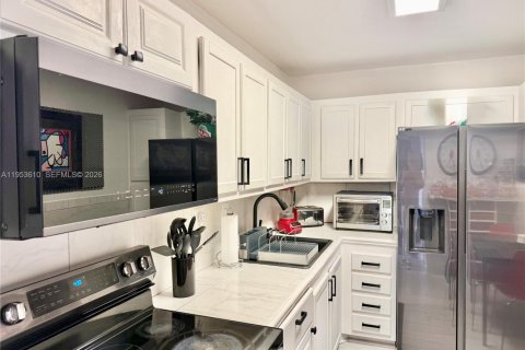 Купить кондоминиум в Авентура, Флорида 2 спальни, 106.84м2, № 2009931 - фото 13