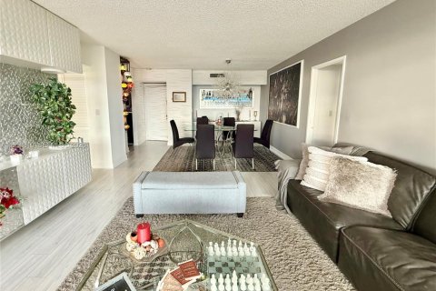 Купить кондоминиум в Авентура, Флорида 2 спальни, 106.84м2, № 2009931 - фото 9
