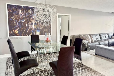 Купить кондоминиум в Авентура, Флорида 2 спальни, 106.84м2, № 2009931 - фото 12