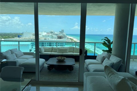 Снять в аренду кондоминиум в Майами-Бич, Флорида 2 спальни, 173.73м2, № 1940281 - фото 8