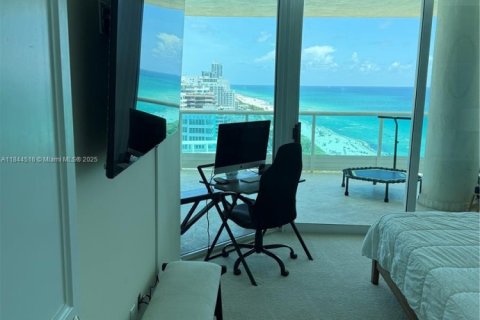 Снять в аренду кондоминиум в Майами-Бич, Флорида 2 спальни, 173.73м2, № 1940281 - фото 22