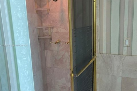 Снять в аренду кондоминиум в Майами-Бич, Флорида 2 спальни, 173.73м2, № 1940281 - фото 16