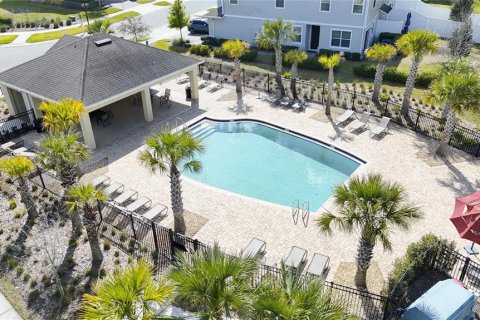 Townhouse in Orlando, Florida 3 bedrooms, 145.95 sq.m. № 2235490 - photo 24