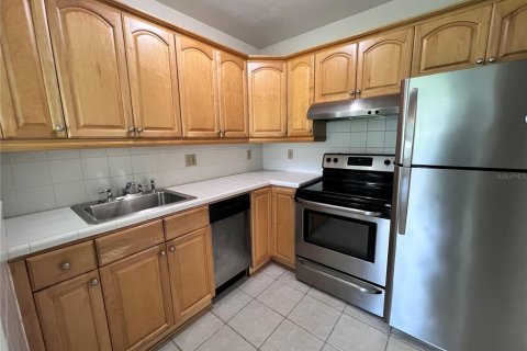 Casa en alquiler en Orlando, Florida, 2 dormitorios, 101.64 m2 № 1918434 - foto 9