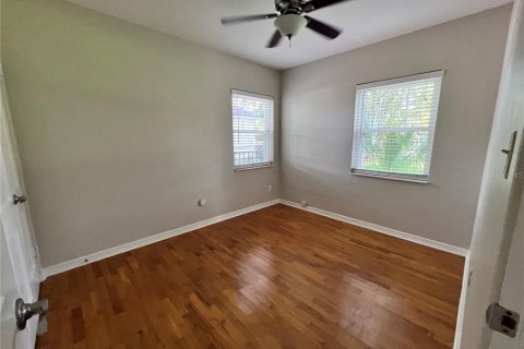 Casa en alquiler en Orlando, Florida, 2 dormitorios, 101.64 m2 № 1918434 - foto 11