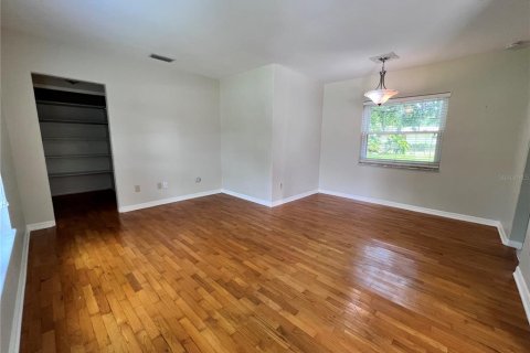 Casa en alquiler en Orlando, Florida, 2 dormitorios, 101.64 m2 № 1918434 - foto 6