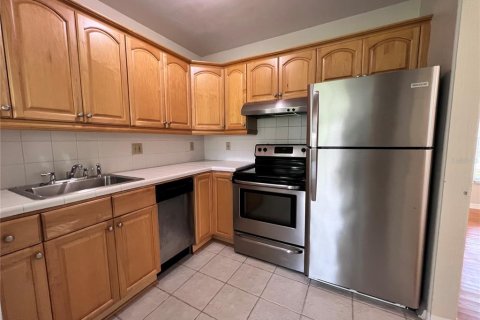 Casa en alquiler en Orlando, Florida, 2 dormitorios, 101.64 m2 № 1918434 - foto 10