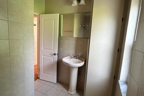 Casa en alquiler en Orlando, Florida, 2 dormitorios, 101.64 m2 № 1918434 - foto 13